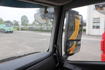 �������ҽ�ʨ 12.8L LNG 520���� 4X2 AMT�Զ��� ǣ����ͼƬ