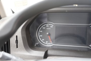 �������ҽ�ʨ 12.8L LNG 520���� 4X2 AMT�Զ��� ǣ����ͼƬ