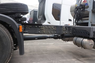 �������ҽ�ʨ 12.8L LNG 520���� 4X2 AMT�Զ��� ǣ����ͼƬ