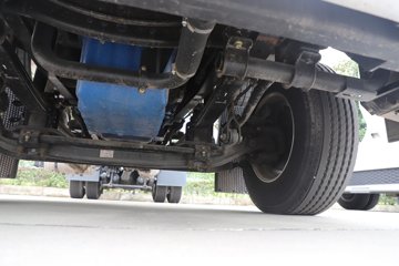 �������ҽ�ʨ 12.8L LNG 520���� 4X2 AMT�Զ��� ǣ����ͼƬ