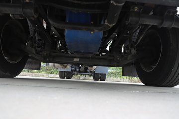 �������ҽ�ʨ 12.8L LNG 520���� 4X2 AMT�Զ��� ǣ����ͼƬ