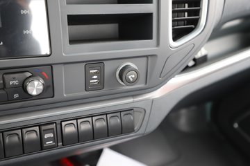 ������ʮ��EVM100 4X2 ���綯���ϳ� ����ʱ��100.46kWhͼƬ