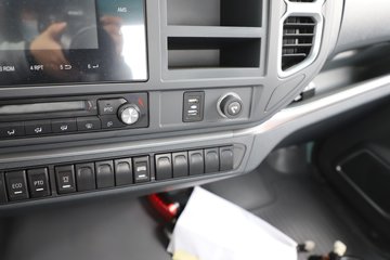 ������ʮ��EVM100 4X2 ���綯���ϳ� ����ʱ��100.46kWhͼƬ