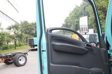 ������ʮ��EVM100 4X2 ���綯���ϳ� ����ʱ��100.46kWhͼƬ