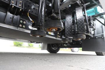 ������ʮ��EVM100 4X2 ���綯���ϳ� ����ʱ��100.46kWhͼƬ