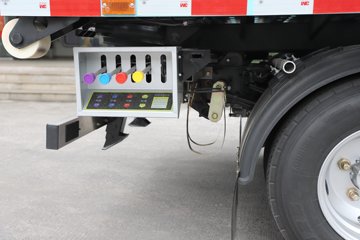 ������ʮ��EVM100 4X2 ���綯���ϳ� ����ʱ��100.46kWhͼƬ