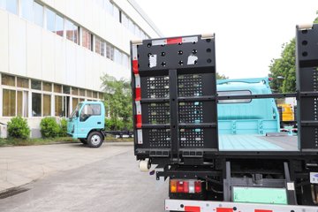 ������ʮ��EVM100 4X2 ���綯���ϳ� ����ʱ��100.46kWhͼƬ