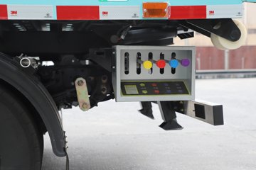 ������ʮ��EVM100 4X2 ���綯���ϳ� ����ʱ��100.46kWhͼƬ