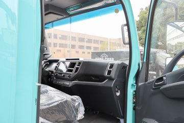 ���� ��ʮ��EVM100 ��ɲ 4.13�׵��Ŵ��綯��ʽ�Ῠ ����ʱ��120.27kWhͼƬ