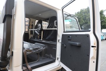 ������ʮ��100P 2.5L���� 131���� 4X2 ��ʮ��5�� 3.13��˫����ж��ͼƬ