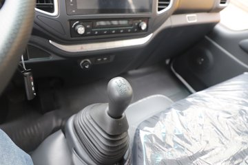 ������ʮ��100P 2.5L���� 131���� 4X2 ��ʮ��5�� 3.13��˫����ж��ͼƬ