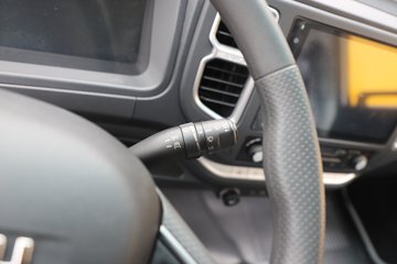 ������ʮ��100P 2.5L���� 131���� 4X2 ��ʮ��5�� 3.13��˫����ж��ͼƬ