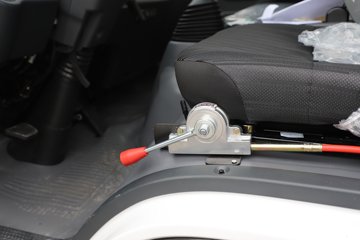 ������ʮ��100P 2.5L���� 131���� 4X2 ��ʮ��5�� 3.13��˫����ж��ͼƬ