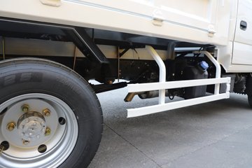 ������ʮ��100P 2.5L���� 131���� 4X2 ��ʮ��5�� 3.13��˫����ж��ͼƬ