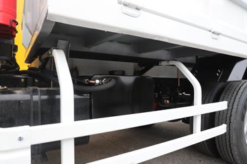 ������ʮ��100P 2.5L���� 131���� 4X2 ��ʮ��5�� 3.13��˫����ж��ͼƬ