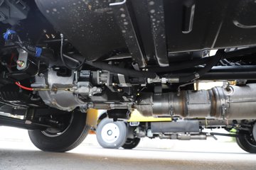 ������ʮ��100P 2.5L���� 131���� 4X2 ��ʮ��5�� 3.13��˫����ж��ͼƬ