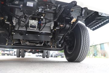 ������ʮ��100P 2.5L���� 131���� 4X2 ��ʮ��5�� 3.13��˫����ж��ͼƬ