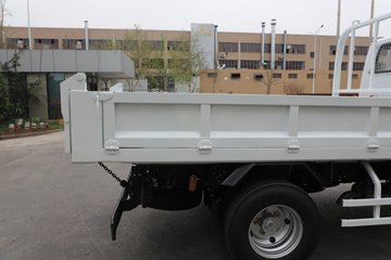 ������ʮ��100P 2.5L���� 131���� 4X2 ��ʮ��5�� 3.13��˫����ж��ͼƬ