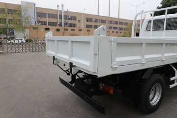 ������ʮ��100P 2.5L���� 131���� 4X2 ��ʮ��5�� 3.13��˫����ж��ͼƬ