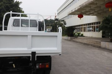 ������ʮ��100P 2.5L���� 131���� 4X2 ��ʮ��5�� 3.13��˫����ж��ͼƬ