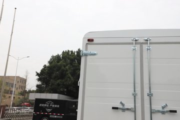 ������ʮ��100P 2.5L���� 131���� ��ʮ��5�� 4.25�׵��Ų�դʽ�ῨͼƬ