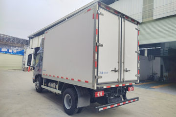 ��������A9 185���� 4X2 ��ʿ��8�� 3.685���Ű���س�ͼƬ