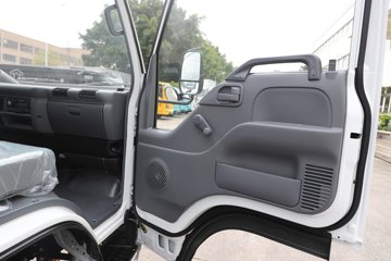 ������ʮ��100P 2.5L���� 131���� ��ʮ����5�� 3.6�׵�����ʽ�ῨͼƬ