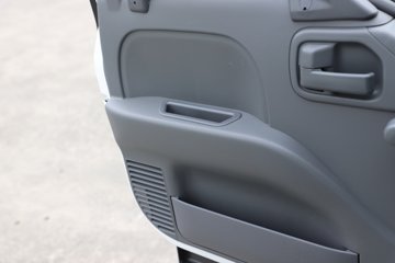 ������ʮ��100P 2.5L���� 131���� ��ʮ����5�� 3.6�׵�����ʽ�ῨͼƬ