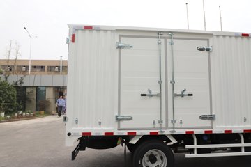 ������ʮ��100P 2.5L���� 131���� ��ʮ����5�� 3.6�׵�����ʽ�ῨͼƬ