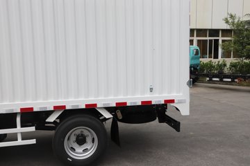 ������ʮ��100P 2.5L���� 131���� ��ʮ����5�� 3.6�׵�����ʽ�ῨͼƬ