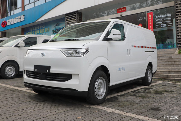 瑞驰EC75 2026款 超充版先锋型Ⅰ 2座 纯电动封闭货车 赣锋58.24kWh