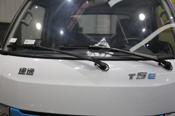 ����;��T5E Һɲ 3.81�׵��Ŵ��綯����΢�� �д��º�62kWhͼƬ