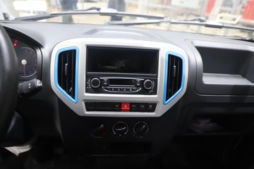 ����;��T5E Һɲ 3.81�׵��Ŵ��綯����΢�� �д��º�62kWhͼƬ