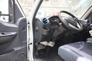 ����;��T5E Һɲ 3.81�׵��Ŵ��綯����΢�� �д��º�62kWhͼƬ