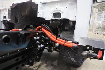 ����;��T5E Һɲ 3.81�׵��Ŵ��綯����΢�� �д��º�62kWhͼƬ