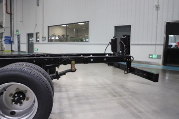 ����;��T5E Һɲ 3.81�׵��Ŵ��綯����΢�� �д��º�62kWhͼƬ