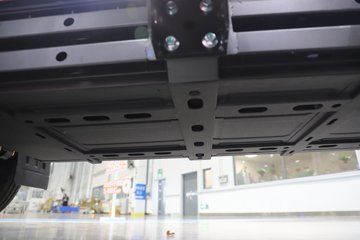 ����;��T5E Һɲ 3.81�׵��Ŵ��綯����΢�� �д��º�62kWhͼƬ