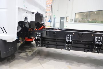 ����;��T5E Һɲ 3.81�׵��Ŵ��綯����΢�� �д��º�62kWhͼƬ