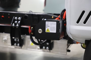 ����;��T9E Һɲ 4.005�׵��Ŵ��綯����΢�� ����ʱ��63.75kWhͼƬ