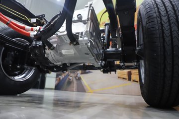 ����;��T9E Һɲ 4.005�׵��Ŵ��綯����΢�� ����ʱ��63.75kWhͼƬ