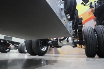 ����;��T9E Һɲ 4.005�׵��Ŵ��綯����΢�� ����ʱ��63.75kWhͼƬ