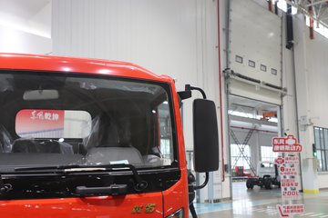 ����Ǭ��K6L 2025�� 2.5L���� 185���� ��ʿ��8�� 4.17�׵��������ῨͼƬ