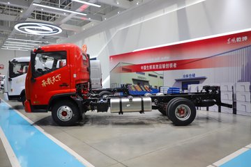 ����Ǭ��K6L 2025�� 2.5L���� 185���� ��ʿ��8�� 4.17�׵��������ῨͼƬ