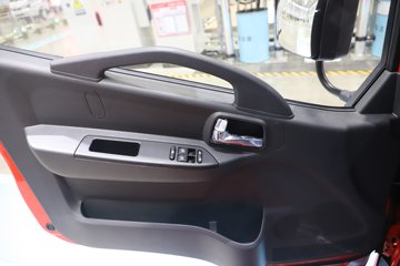 ����Ǭ��K6L 2025�� 2.5L���� 185���� ��ʿ��8�� 4.17�׵��������ῨͼƬ