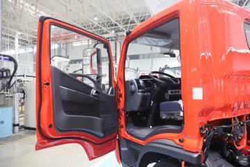 ����Ǭ��K6L 2025�� 2.5L���� 185���� ��ʿ��8�� 4.17�׵��������ῨͼƬ