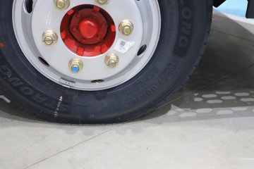 ����Ǭ��K6L 2025�� 2.5L���� 185���� ��ʿ��8�� 4.17�׵��������ῨͼƬ