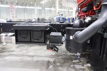 ����Ǭ��K6L 2025�� 2.5L���� 185���� ��ʿ��8�� 4.17�׵��������ῨͼƬ
