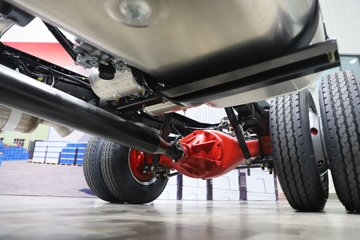 ����Ǭ��K6L 2025�� 2.5L���� 185���� ��ʿ��8�� 4.17�׵��������ῨͼƬ