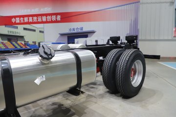 ����Ǭ��K6L 2025�� 2.5L���� 185���� ��ʿ��8�� 4.17�׵��������ῨͼƬ