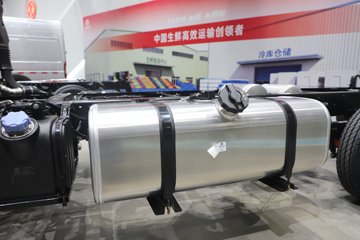 ����Ǭ��K6L 2025�� 2.5L���� 185���� ��ʿ��8�� 4.17�׵��������ῨͼƬ